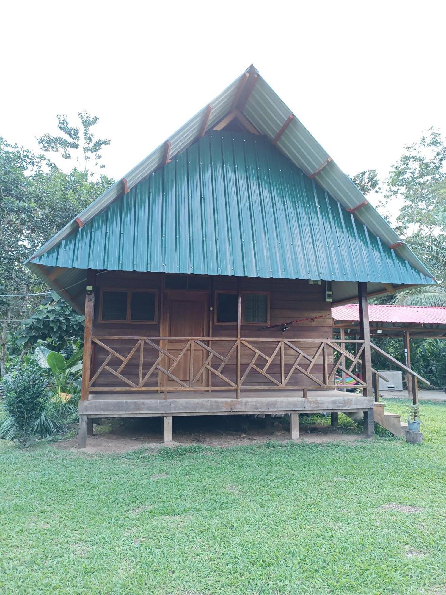Quirquincho House Lodge Puerto Maldonado Exterior foto
