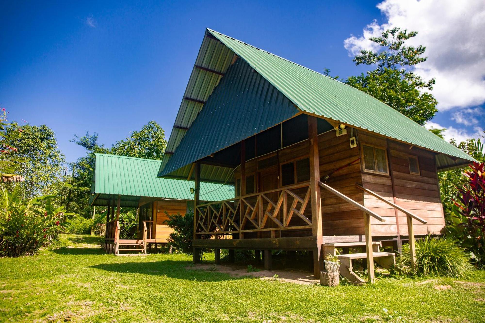 Quirquincho House Lodge Puerto Maldonado Exterior foto